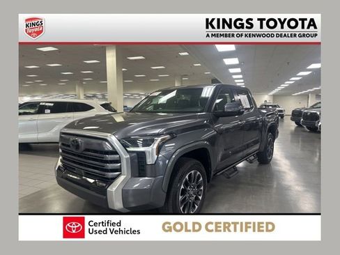 Used 2025 Toyota Tundra Limited AWD/4WD image 1
