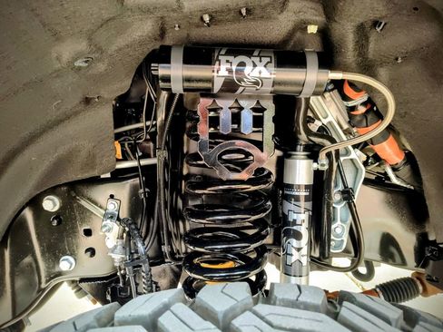 Used 2025 Ford F450 Platinum w/ FX4 Off-Road Package image 7