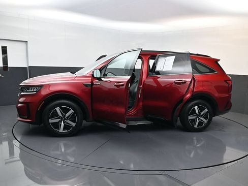 Used 2021 Kia Sorento S FWD image 33