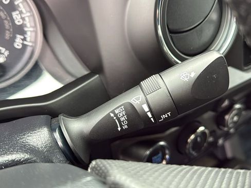 Used 2019 Toyota Tacoma TRD Off-Road image 22