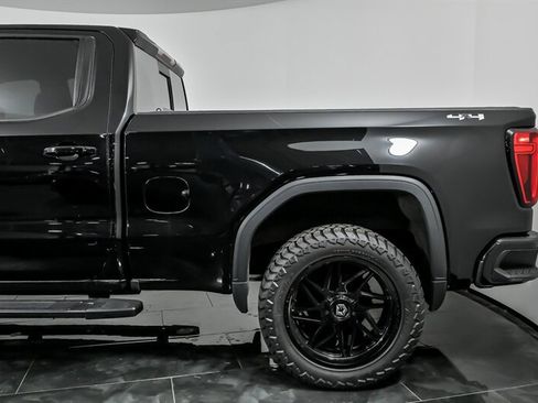 Used 2022 GMC Sierra 1500 Elevation w/ Elevation Premium Package AWD/4WD image 7