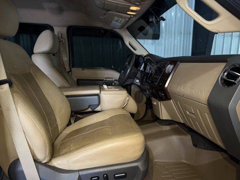 Used 2011 Ford F350 Lariat w/ Lariat Interior Pkg AWD/4WD image 13