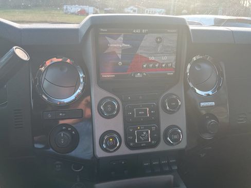 Used 2015 Ford F250 Platinum w/ FX4 Off-Road Package image 25