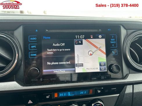 Used 2016 Toyota Tacoma TRD Sport image 20