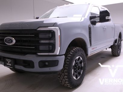 New 2026 Ford F250 Platinum w/ Tremor Off-Road Package