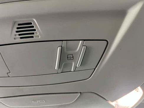 Used 2018 Ford Focus SEL image 20