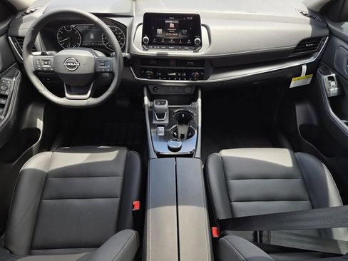 New 2026 Nissan Rogue Dark Armor AWD/4WD image 16