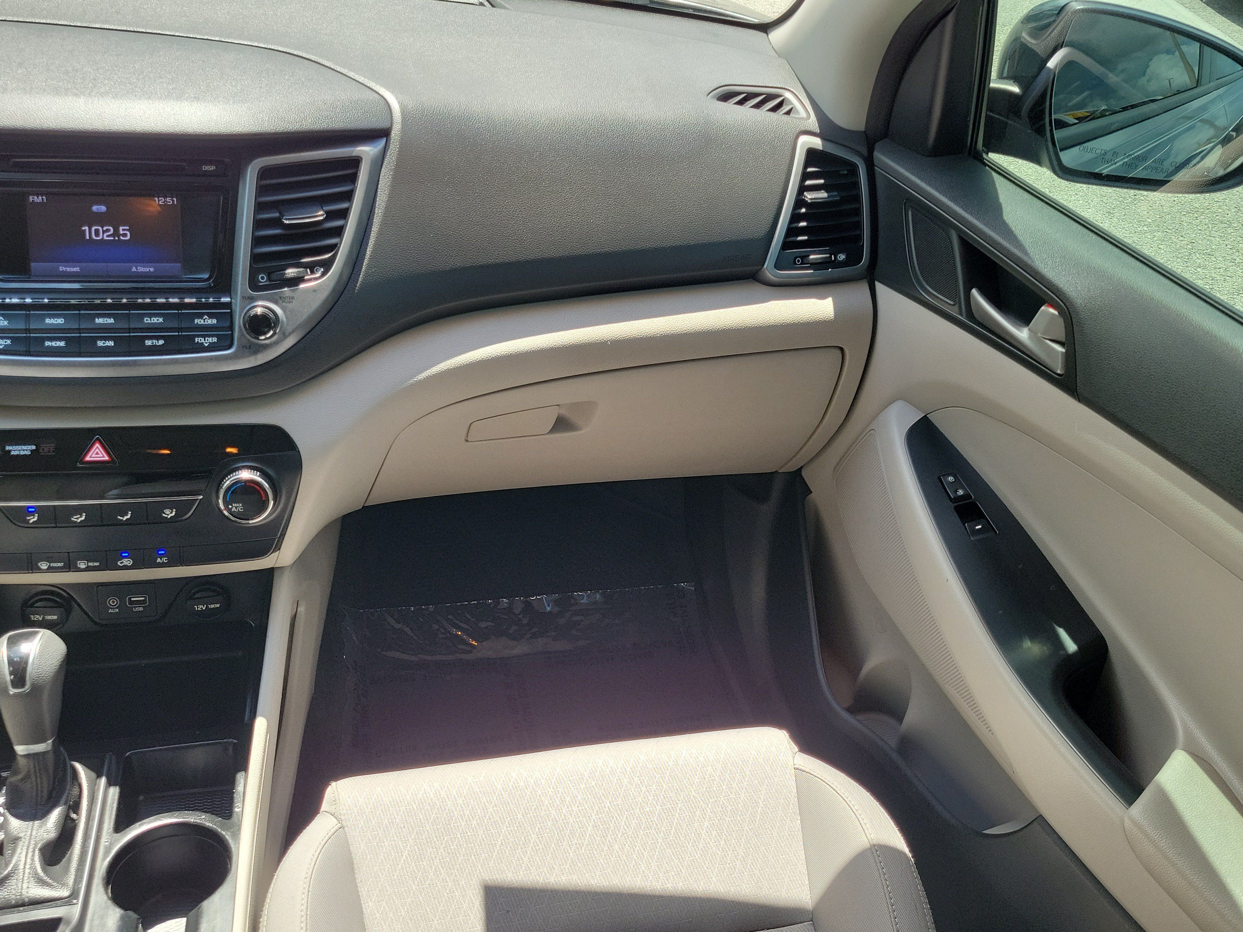Used 2018 Hyundai Tucson SE w/ Cargo Package FWD image 16