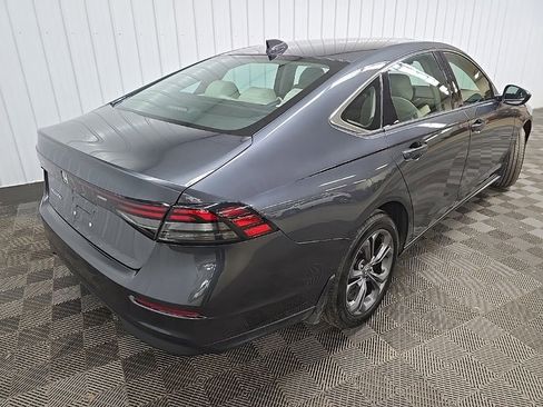 Used 2023 Honda Accord EX image 10