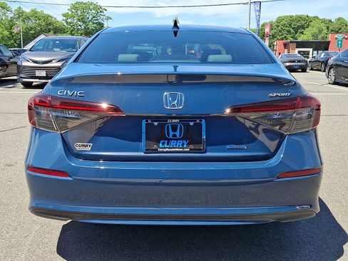 Used 2025 Honda Civic Sport image 5