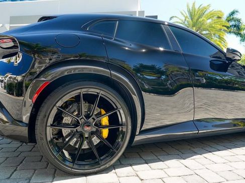 Used 2024 Ferrari Purosangue AWD/4WD image 30