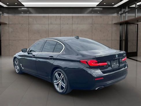 Used 2021 BMW 530i image 3