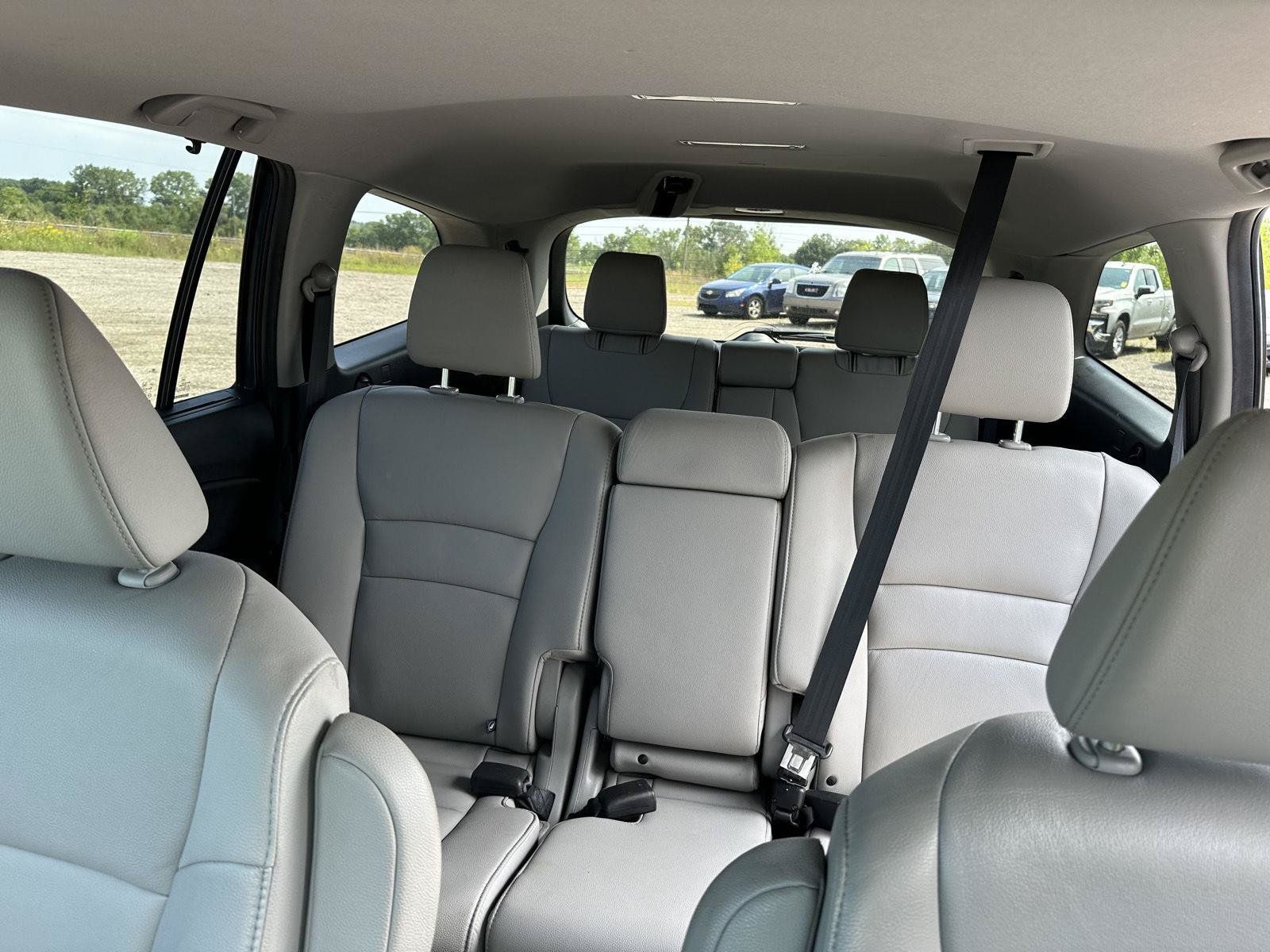 Used 2021 Honda Pilot Special Edition image 41