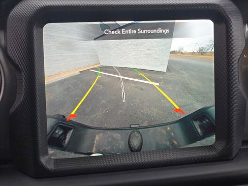 Used 2020 Jeep Gladiator Overland image 24