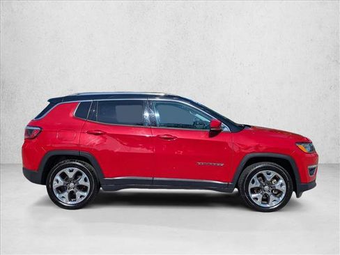 Used 2019 Jeep Compass Limited FWD image 4