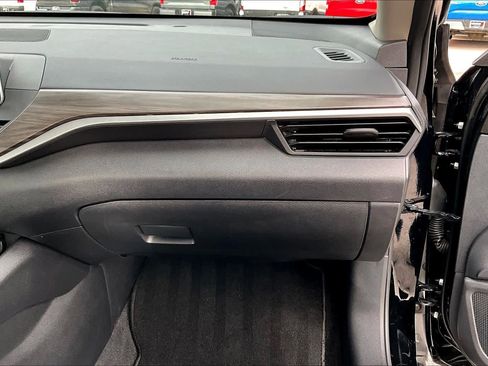 Used 2025 Nissan Altima 2.5 SV image 19