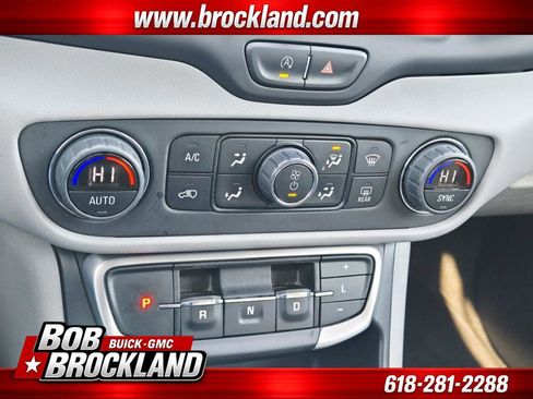 Used 2023 GMC Terrain SLE w/ Driver Convenience Package AWD/4WD image 27