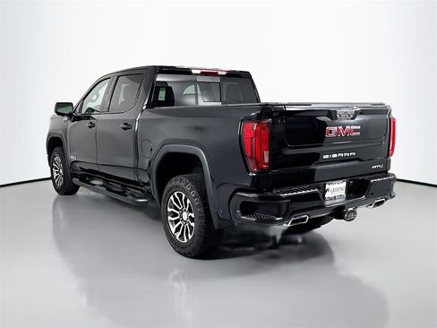 Used 2019 GMC Sierra 1500 AT4 w/ Off Road Performance Package image 8