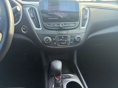 Used 2022 Chevrolet Malibu RS w/ LPO, Convenience Package 1 image 15