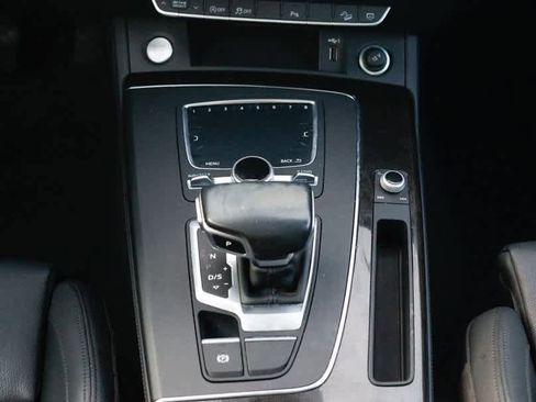 Used 2020 Audi Q5 2.0T Premium Plus w/ Premium Plus Package image 29