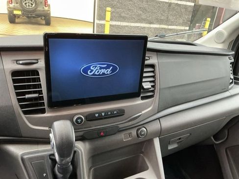 Used 2022 Ford Transit 350 XLT image 19