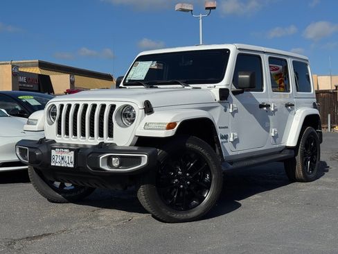 Used 2021 Jeep Wrangler Unlimited Sahara w/ Cold Weather Group image 2
