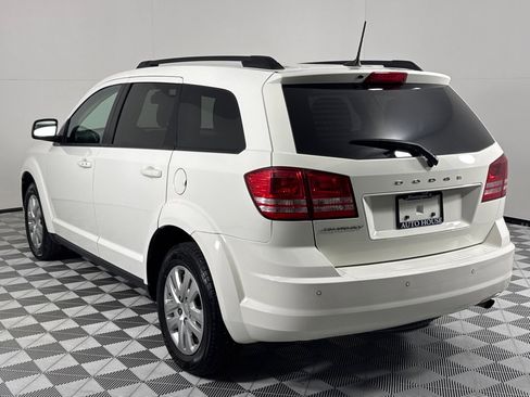 Used 2020 Dodge Journey SE w/ SE Popular Equipment Group image 7