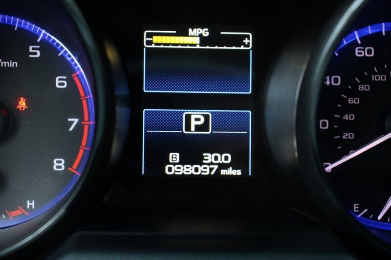 Used 2016 Subaru Outback 2.5i Premium AWD/4WD image 7