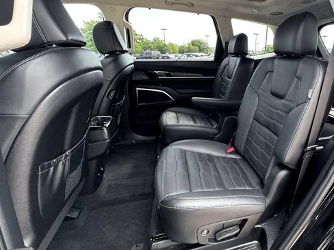 Used 2024 Kia Telluride SX Prestige AWD/4WD image 39