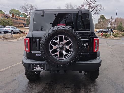 Used 2023 Ford Bronco Badlands image 4