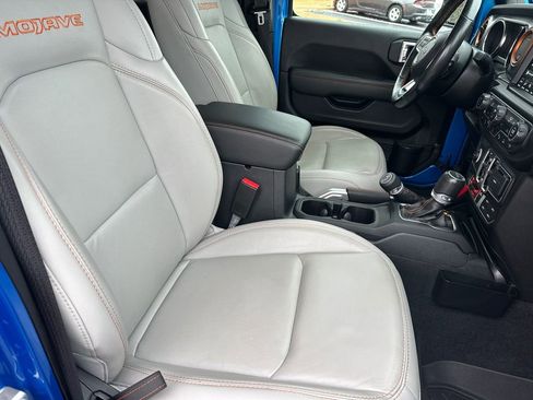 Used 2021 Jeep Gladiator Mojave image 12