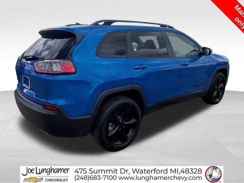 Used 2020 Jeep Cherokee Latitude Plus AWD/4WD image 9