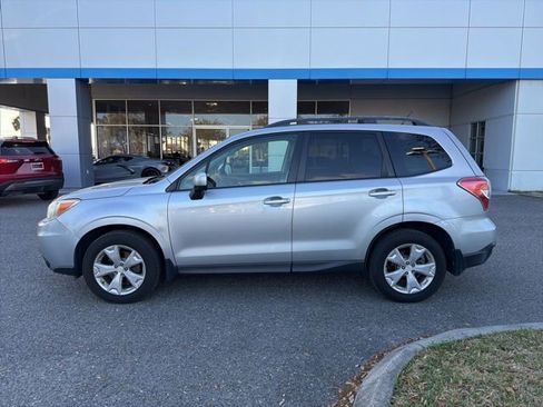 Used 2014 Subaru Forester 2.5i Premium w/ Popular Package #2 image 4