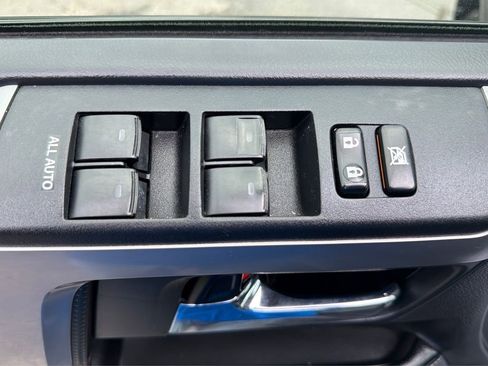 Used 2016 Toyota 4Runner SR5 RWD image 35
