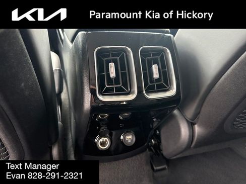 Used 2023 Kia Sorento SX FWD image 18