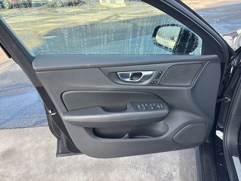 Certified 2024 Volvo V60 B5 Cross Country Plus w/ Protection Package Premier image 15