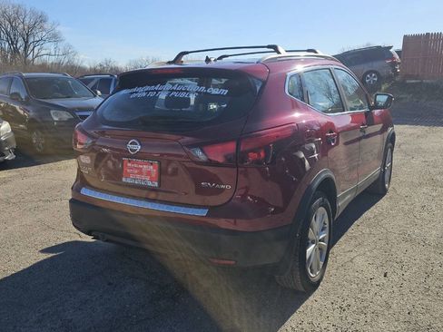 Used 2019 Nissan Rogue Sport SV w/ All-Weather Package image 4