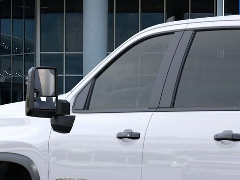 New 2026 Chevrolet Silverado 2500 ZR2 AWD/4WD image 12