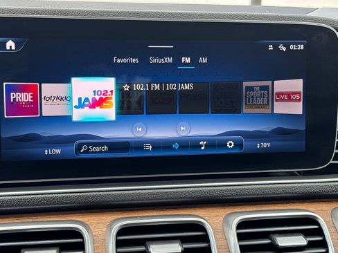 Used 2025 Mercedes-Benz GLE 350 4MATIC image 24