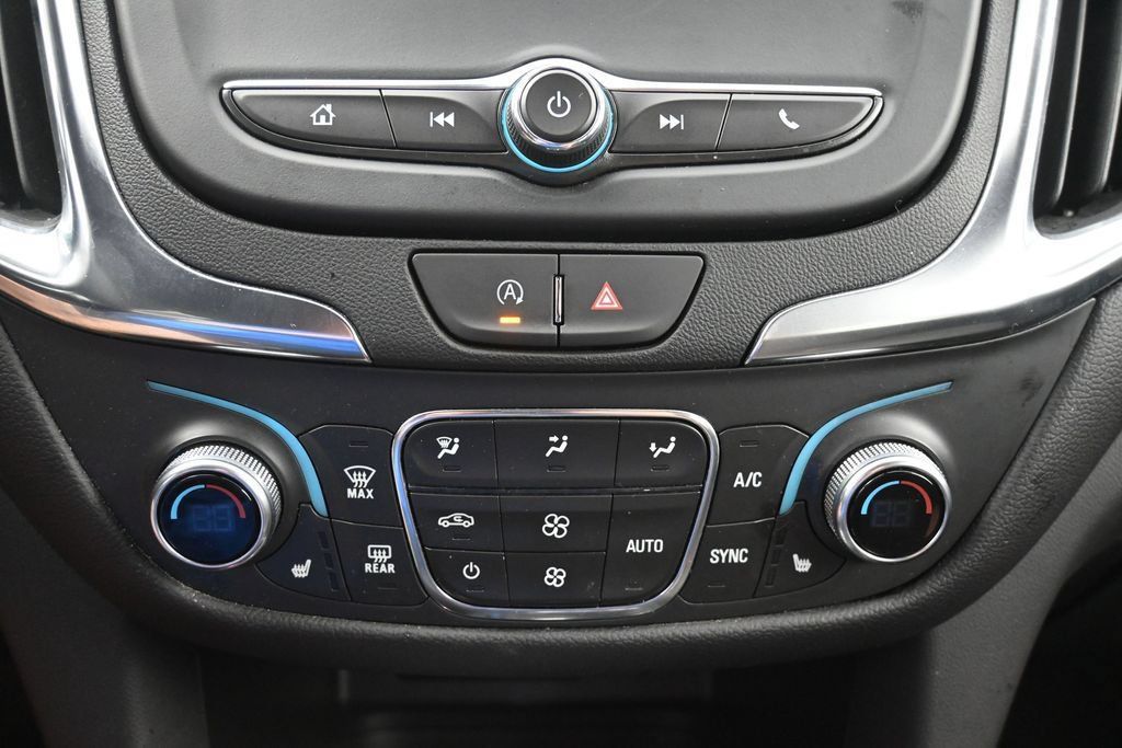 Used 2024 Chevrolet Equinox LT AWD/4WD image 11
