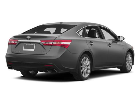 Used 2013 Toyota Avalon Limited FWD image 2