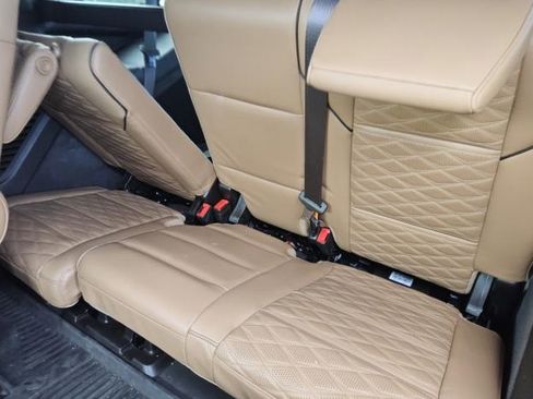 Used 2021 Cadillac Escalade Premium Luxury w/ Driver Assist Tech Package AWD/4WD image 6