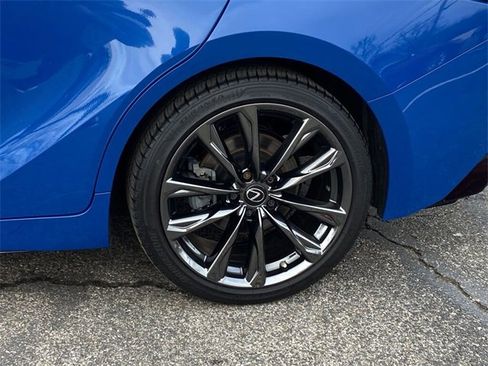 Certified 2022 Lexus IS 350 F Sport image 10