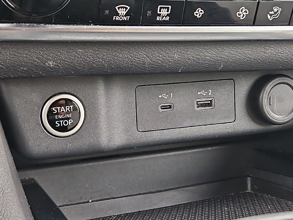 Used 2023 Nissan Rogue SV AWD/4WD image 18