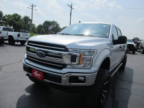 Used 2019 Ford F150 XLT w/ Trailer Tow Package AWD/4WD image 14