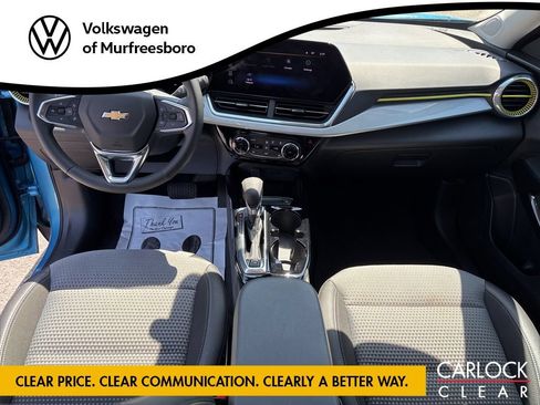 Used 2025 Chevrolet Trax LT w/ Driver Confidence Package FWD image 27
