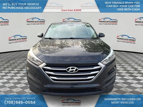 Used 2018 Hyundai Tucson SE w/ Cargo Package FWD image 2