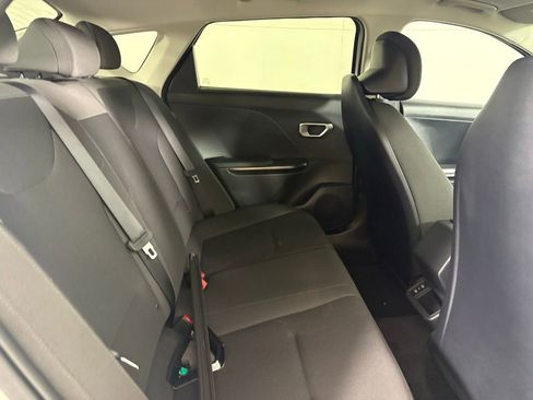 New 2026 Kia K4 FWD image 17