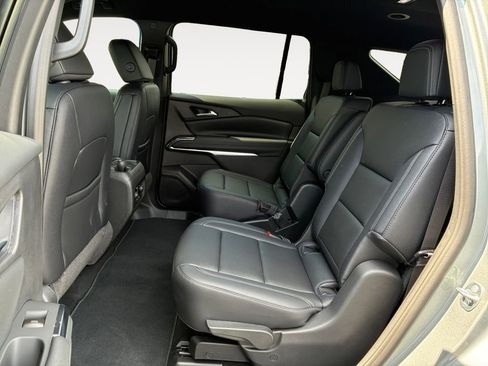 New 2026 Chevrolet Traverse LT w/ Driver Confidence Package FWD image 13