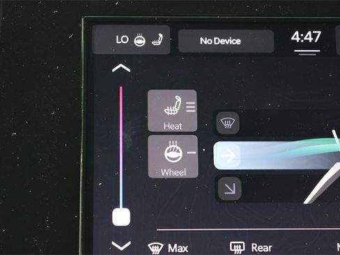 New 2025 Jeep Grand Cherokee Altitude image 22